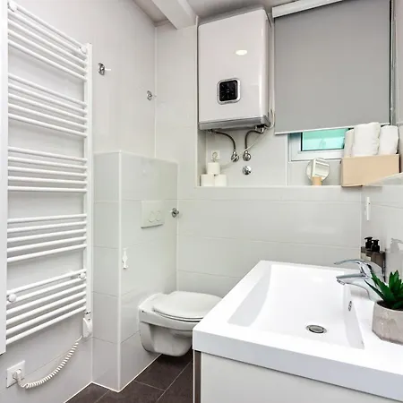 Lovret Flowers Apartment Split