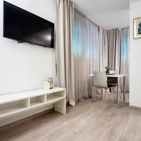Lovret Flowers Apartment Split