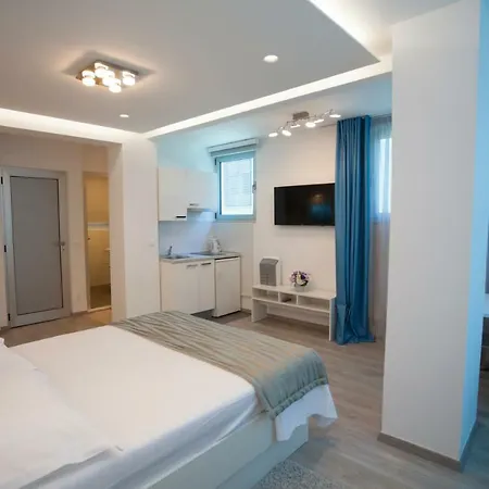 Lovret Flowers Apartment