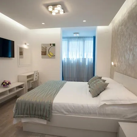 Apartment Lovret Flowers *