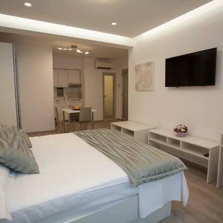Lovret Flowers Apartment Split